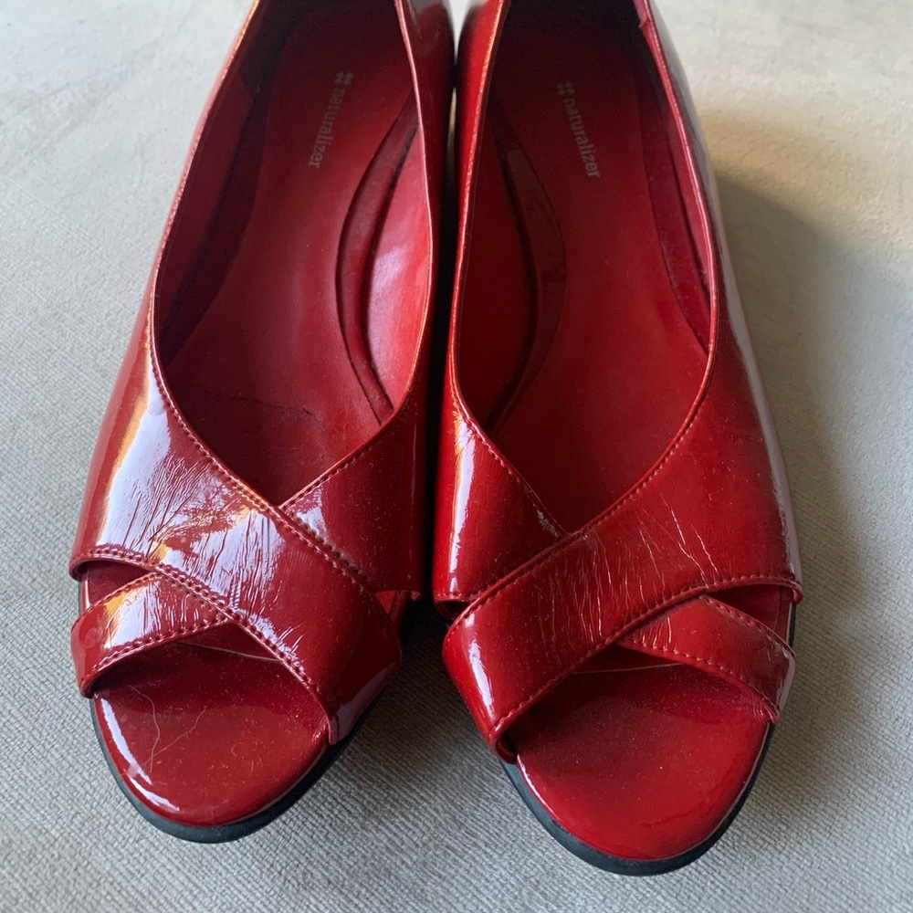 Never worn open toe red flats size 11 NATURALIZER
